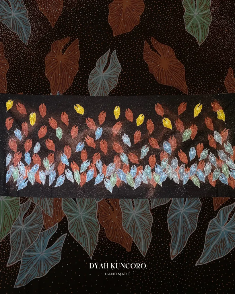 Copy of Coklat dan Krem Elegan Diskon Parfum Kiriman Instagram (5).webp