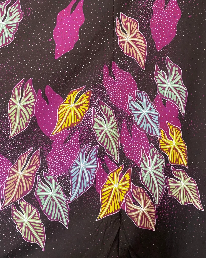 Copy of Coklat dan Krem Elegan Diskon Parfum Kiriman Instagram (13).webp