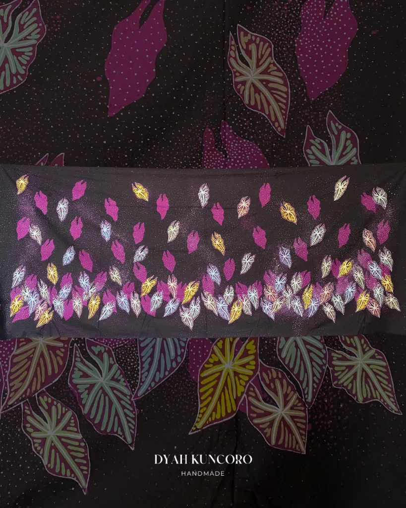 Copy of Coklat dan Krem Elegan Diskon Parfum Kiriman Instagram (14).webp