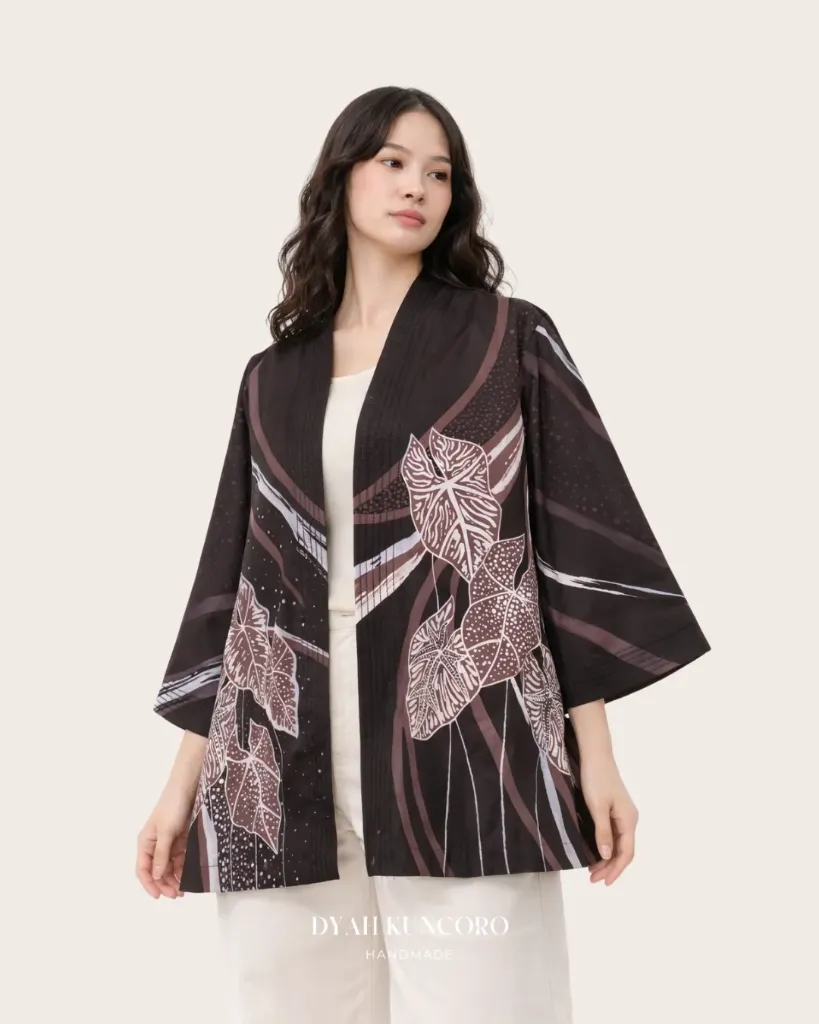Almandine |  Outerwear
